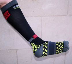 COMPRESSPORT Fullsocks V2 - skarpety kompresyjne